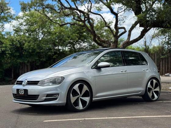 VOLKSWAGEN GOLF 1.4 TSI HIGHLINE 16V GASOLINA 4P AUTOMÁTICO VOLKSWAGEN GOLF 1.4 TSI HIGHLINE 16V GASOLINA 4P AUTOMÁTICO